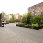 Beautiful 2 Rooms Flat With Balcony
